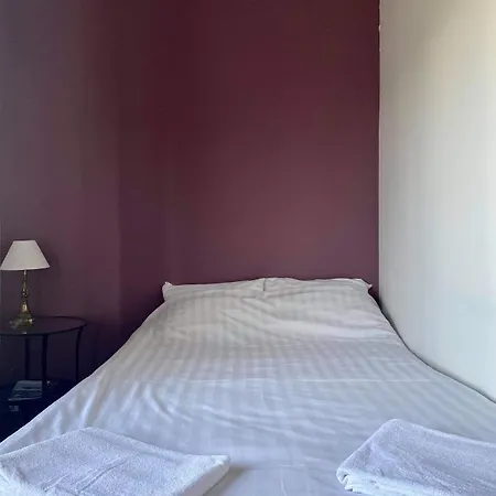 Hjalmar's Otel
