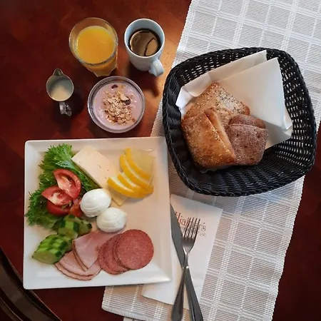 Hjalmar's فندق *