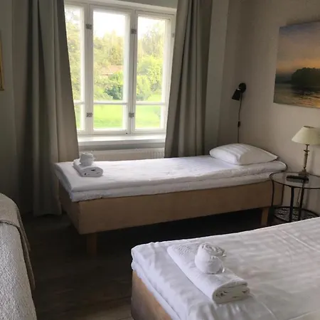 Hotel Hjalmar's *
